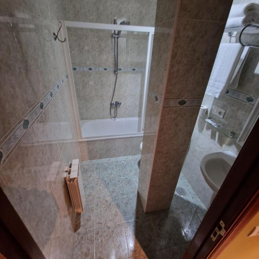 Hostal O Galeon San Luis Moaña Екстериор снимка