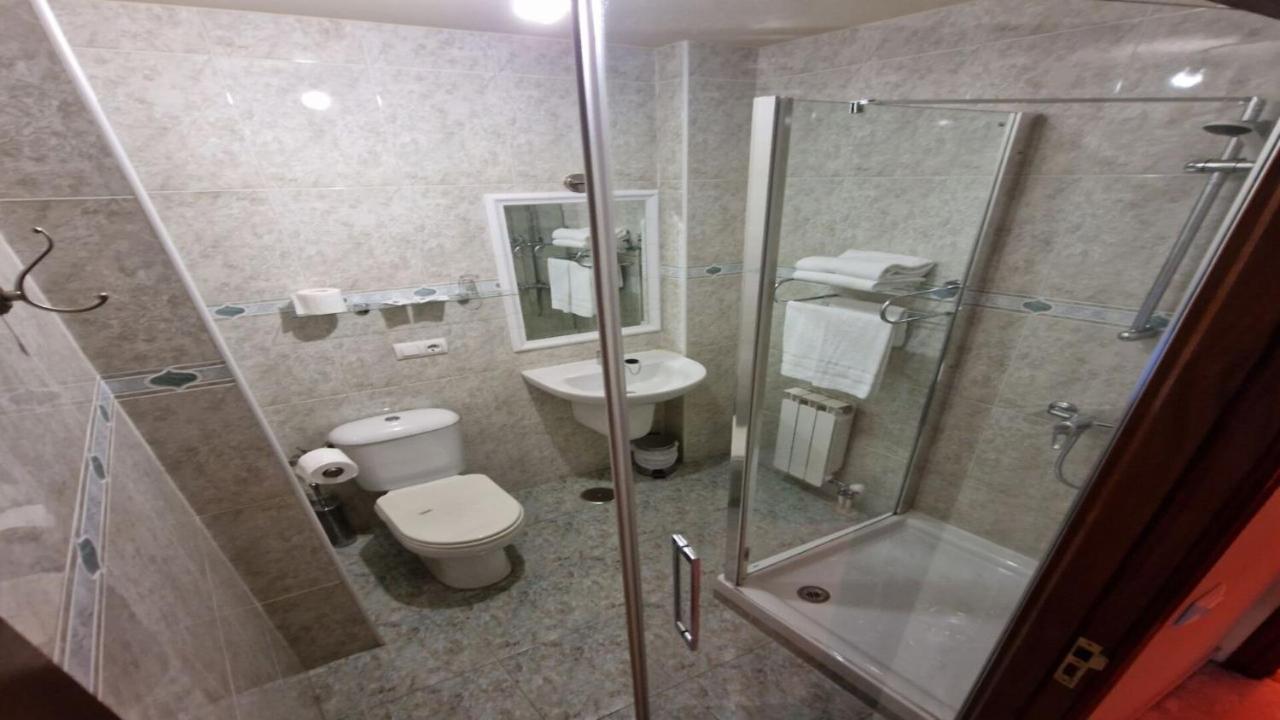 Hostal O Galeon San Luis Moaña Екстериор снимка