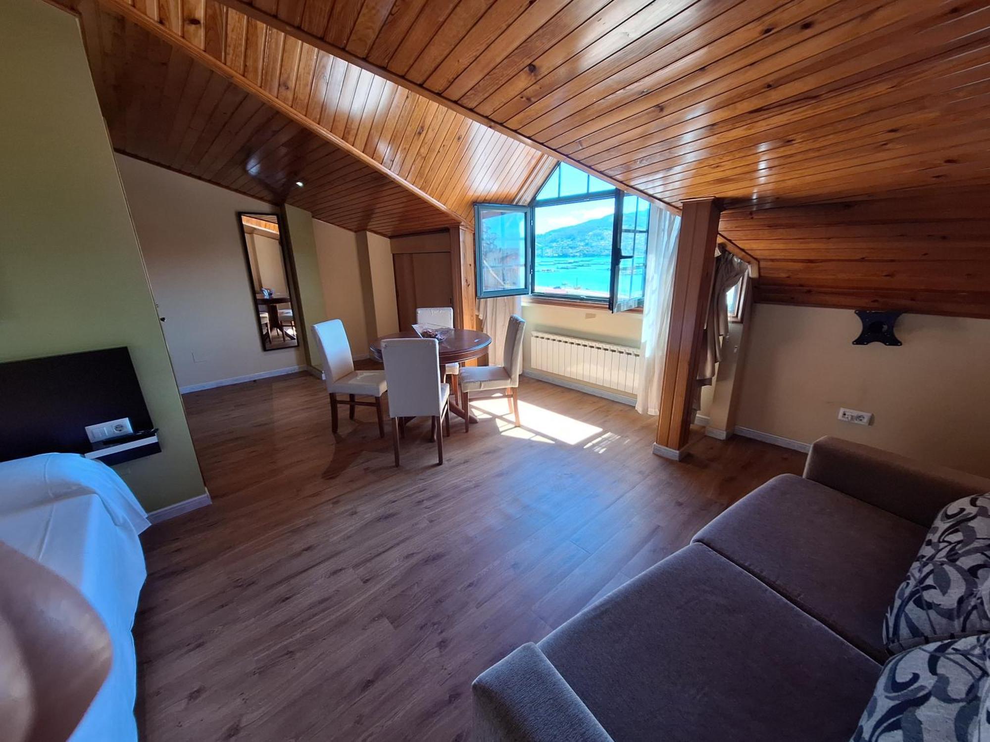 Hostal O Galeon San Luis Moaña Екстериор снимка